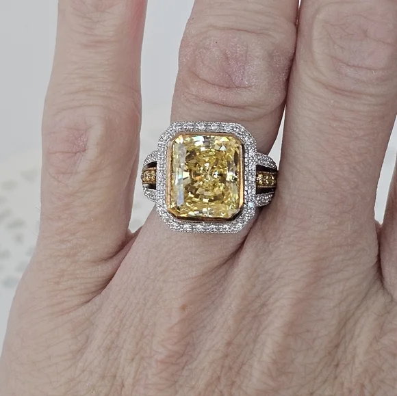 Victoria Wieck Large Fancy Cut Sapphire & Diamond Simulant Ring Size 5! - Picture 8 of 11